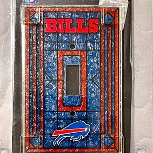 Buffalo Bills Single Toggle Lightswitch Plate with Team Name and Logo NEW